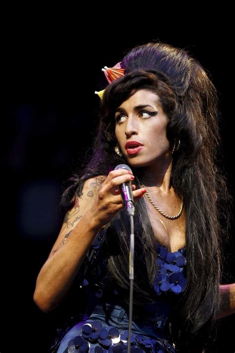 30 Stunning Amy Winehouse Photos To Remind Us All What An。